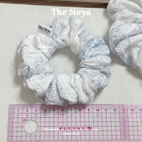 X41, X42 - Dây buộc tóc scrunchies Xô Muslin 2 lớp hoạ tiết lạ handmade by The Noya