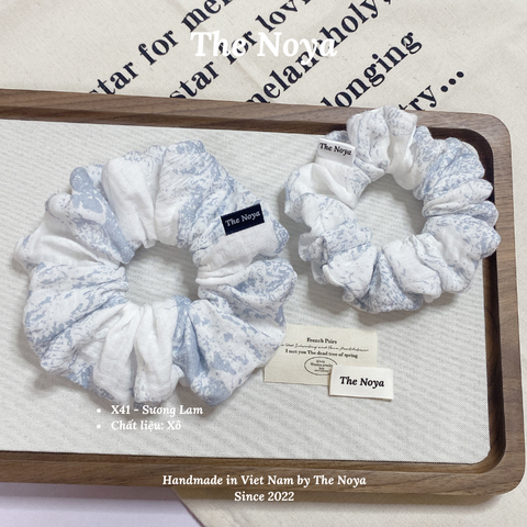 X41, X42 - Dây buộc tóc scrunchies Xô Muslin 2 lớp hoạ tiết lạ handmade by The Noya