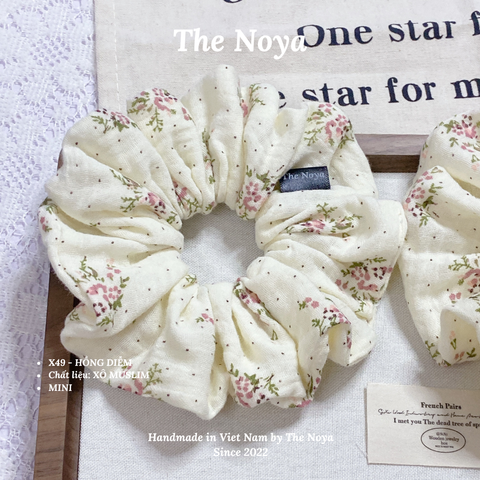 HỒNG DIỄM SCRUNCHIES / Dây buộc tóc handmade by The Noya X49
