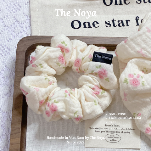 ROSE SCRUNCHIES / Dây buộc tóc siêu phồng handmade by The Noya X50