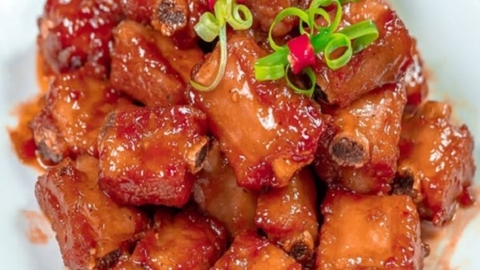 Công Thức Sườn Xào Chua Ngọt Kèm Sa Tế Được Yêu Thích Nhất