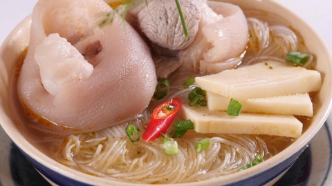 Bỏ túi bí quyết chế biến miến sa tế giò sống cải ngồng 30 phút