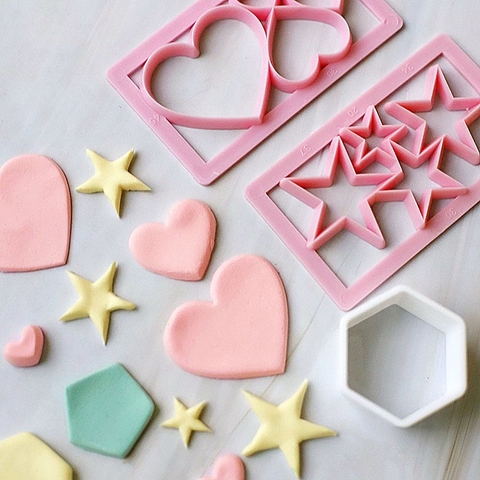 Khung ấn hồng tạo hình