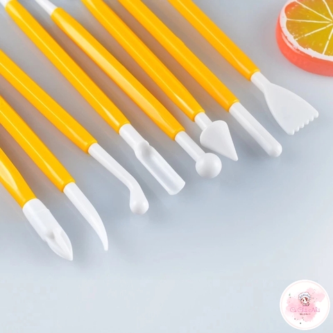 Bộ dụng cụ nhựa làm fondant 8 món