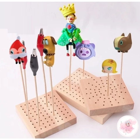 Đế gỗ đục lỗ tạo hình đất sét