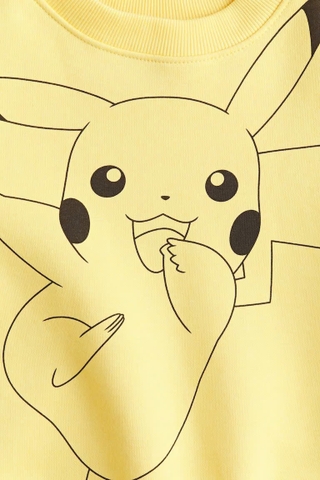 Áo nỉ vàng / Pikachu