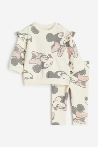 Set nỉ be / Minnie