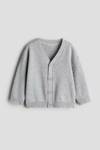 Áo cardigan xám nhạt