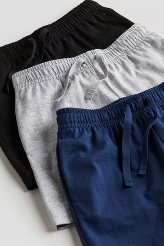 Quần shorts (3 quần) navy, xám nhạt, đen