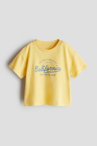 Áo phông vàng / California