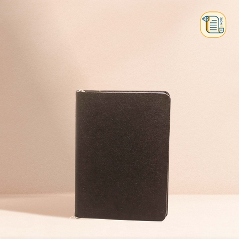 HÀNG ĐẶT Sổ A5 kẻ ngang, bìa da 70gsm,200 trang thiết kế trang lịch theo tháng