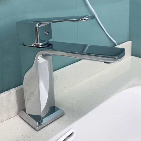 Vòi Lavabo Nóng Lạnh 21