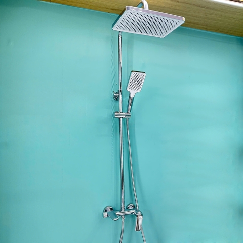 Bộ Vòi sen tắm đứng, Sen cây tắm đứng S240