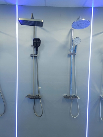 Bộ Vòi sen tắm đứng, Sen cây tắm đứng SC 051