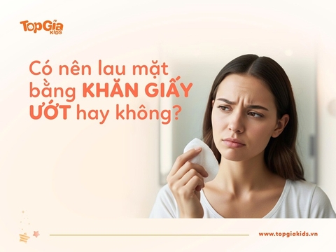 Có nên lau mặt bằng khăn giấy ướt không?