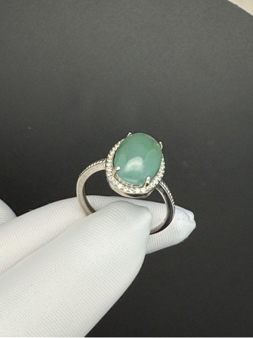 Nhẫn Bạc Đính Phỉ Thuý Jadeite A