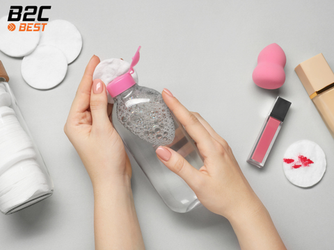 DÙNG NƯỚC TẨY TRANG QUÁ NHIỀU CÓ TỐT KHÔNG? 5 DẤU HIỆU NÊN XEM LẠI