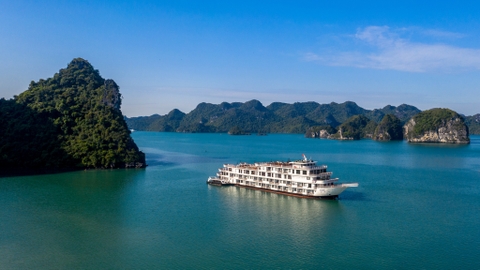 Bảng giá du thuyền Ambassador cập nhật và cách đặt rẻ nhất