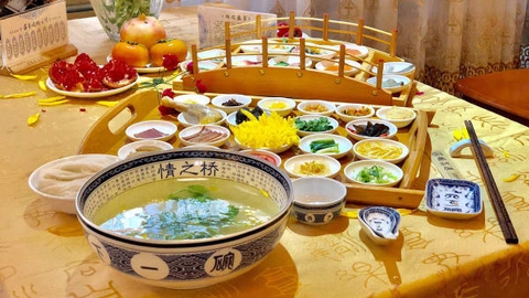 Khám phá món bún qua cầu Vân Nam - tinh hoa ẩm thực đầy độc đáo