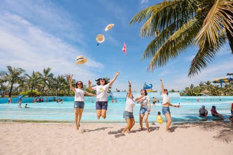 Công viên biển Hà Nội – Điểm vui chơi mùa hè cực đã cho gia đình gần trung tâm thủ đô