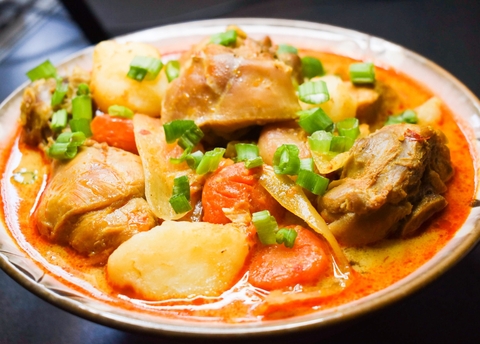 Du lịch Campuchia ăn gì? Những món ăn ngon trong ẩm thực Campuchia