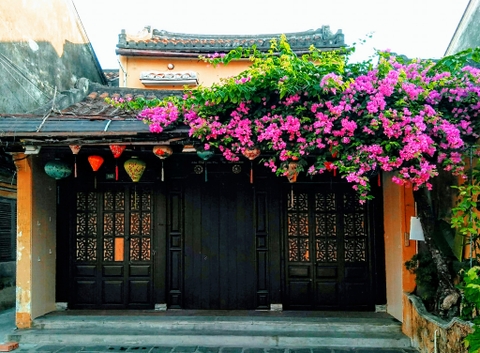 Nét hoài cổ của phố Hội giữa nhịp sống xô bồ