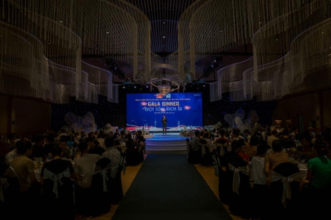 Các mẫu bài phát biểu tổng kết cuối năm hay cho doanh nghiệp