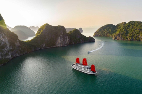 Du thuyền Hạ Long Syrena Cruises 2 ngày 1 đêm