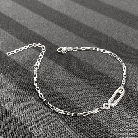 Vòng Tay Nam Safety pin - Chất Liệu Titanium không rỉ - Phụ Kiện Nam