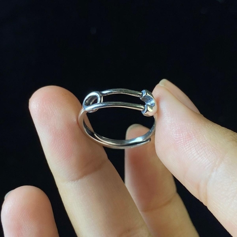 Nhẫn Safetypins, Nhẫn hình ghim giấy chất liệu bạc S925, Nhẫn thời trang Hàn Quốc - Tặng kèm nước rửa bạc
