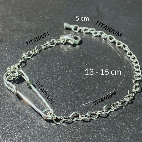 Vòng tay safety pin cute heart - Vòng tay nữ Titanium Phụ Kiện