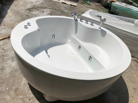 Bồn Tắm Tròn 1.6m MKT-16
