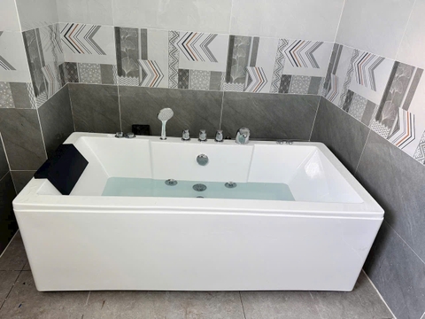 Bồn Tắm Chữ Nhật Massage MKT-17