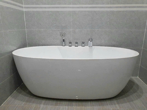 Bồn Tắm Oval Gắn Sen Vòi VKT-17