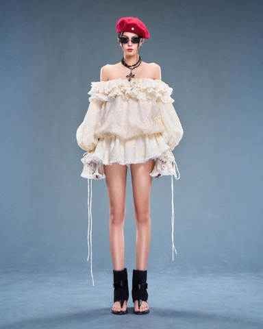 Đầm trễ vai tay phồng ren hoa - Veil Dress
