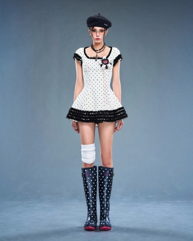 Đầm ngắn chấm bi ngắn tay phối ren đen - Raven Dot Dress