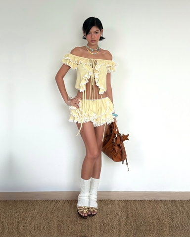 Áo croptop vàng trễ vai viền bèo thắt dây - Sol Top