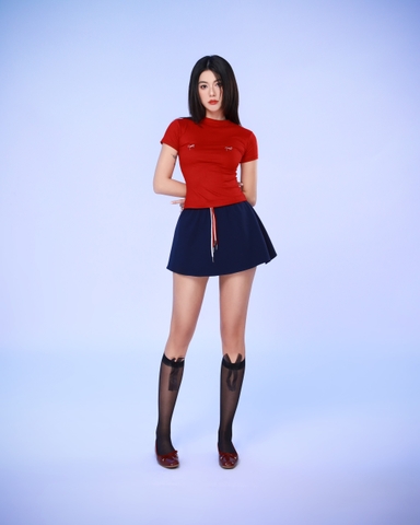Áo thun ôm ngắn tay đỏ - Vera Top