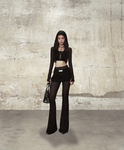 Set áo khoác lửng tay dài và áo hai dây croptop lưới đen - Maleficent Top