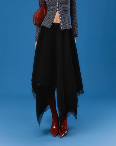 Chân váy đen xòe vạt xéo phối ren kim sa - Chic Skirt