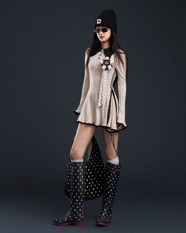 Đầm thun kem ngắn chấm bi tay dài cổ sơ mi - Whisper Dress