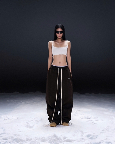 Áo hai dây croptop smocking trắng - White Riot Croptop