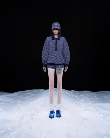 Quần ngắn sọc xanh trắng phối ren - Whispers Shorts