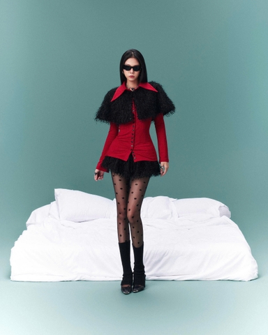 Áo khoác lông choàng đen form croptop - Black Mischief Coat
