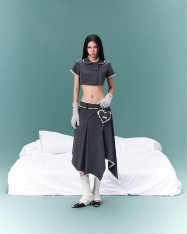 Áo croptop sọc xám tay ngắn cổ sen - Tanca Croptop
