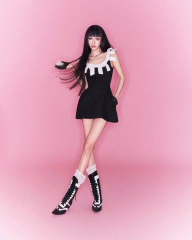 Đầm ngắn đen phối cổ nơ trắng - Roxy Dress
