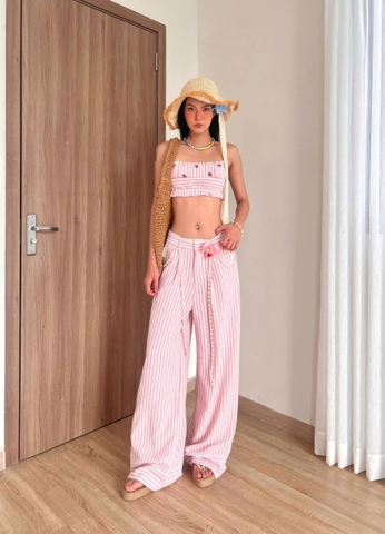Áo croptop hai dây sọc hồng phối hoa nhí nổi - Clover Croptop