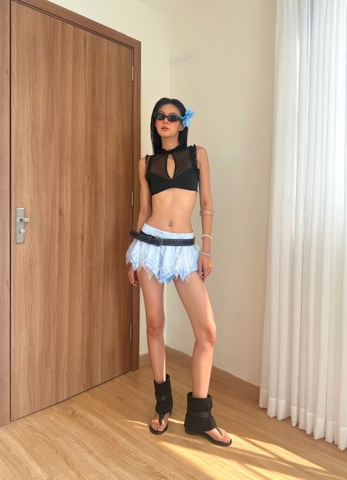 Áo croptop thun lưới ôm xẻ ngực - Molten Croptop