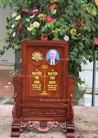 Khung thờ đôi cho ông bà, cha mẹ