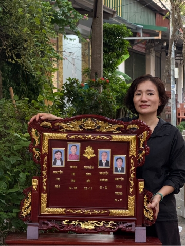 Bài vị thờ nhiều thế hệ